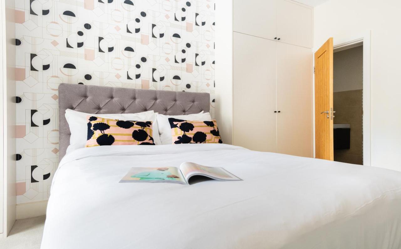 The Chelsea Arms - Bright 3Bdr With Garden & Private Parking Lejlighed London Eksteriør billede